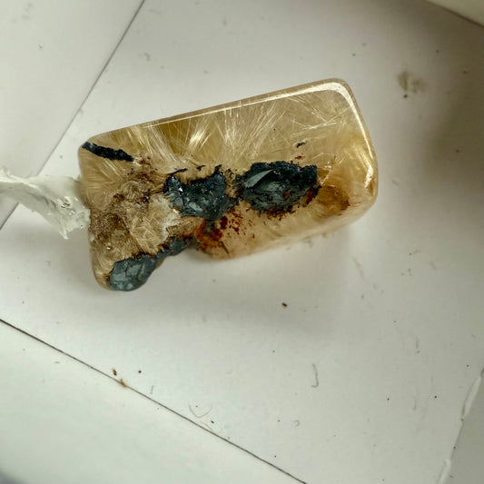 Gold Rutilated Quartz – Amplifier of Energy & Clarity