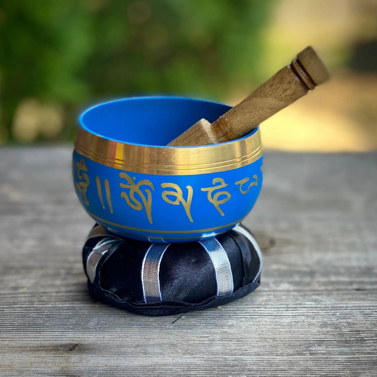 Tibetan Singing Bowl with Striker and Cushion - Magick Souls