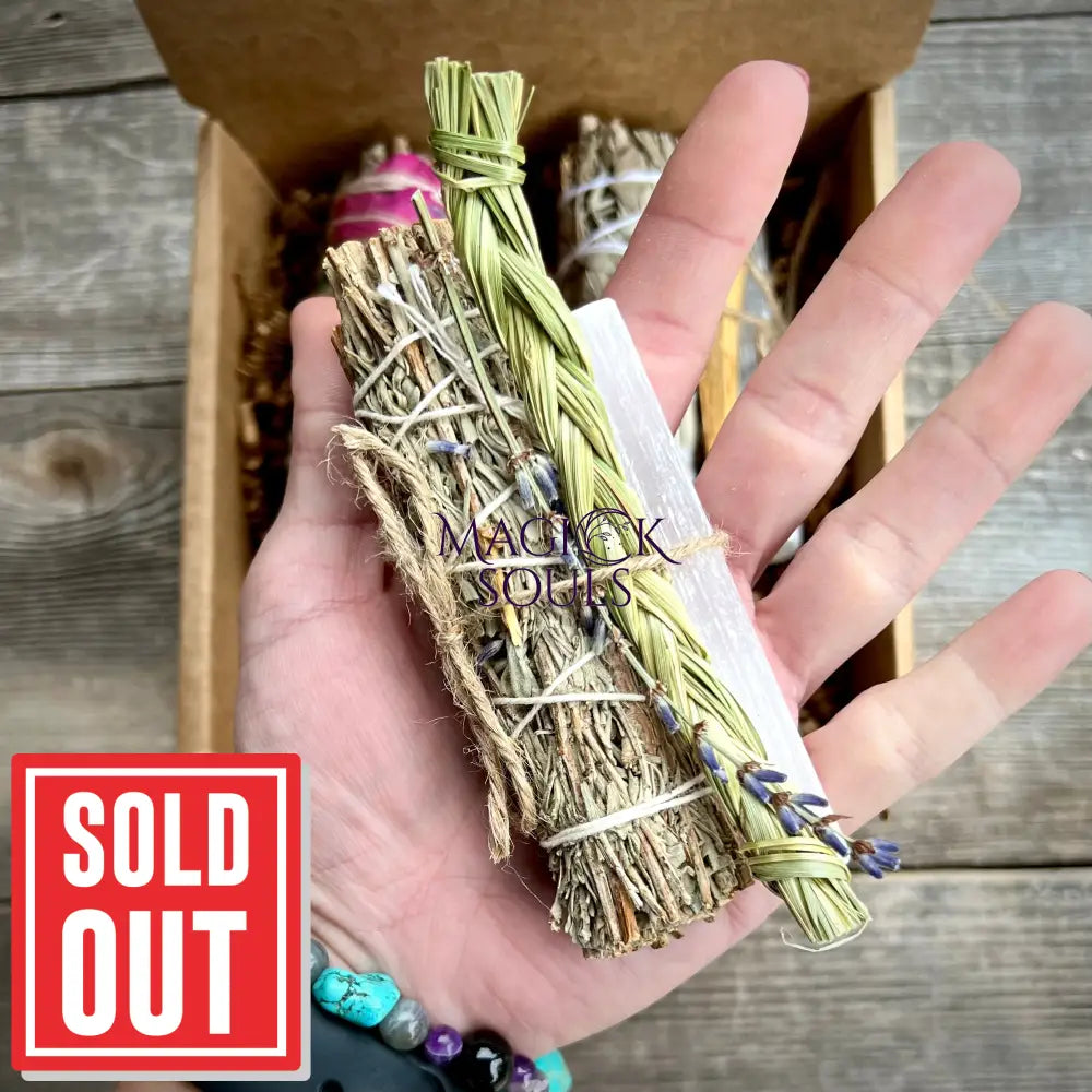 Sage Chakra Cleansing Gift Set. Blue Sage, Lavender, Selenite, Clear Quartz, Palo Santo, Lemon Grass - Magick Souls