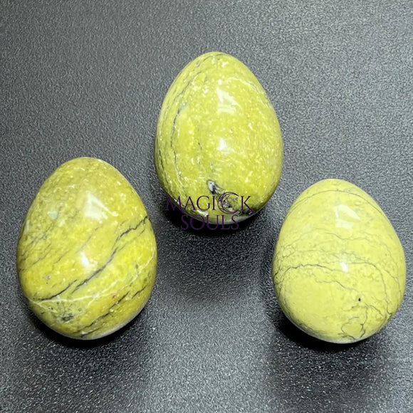 Green Serpentine Crystal Egg Carving Wholesale Home & Living > Home Decor > Home Accents > Rocks & Geodes