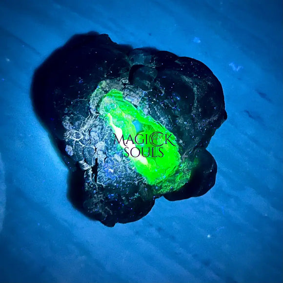 Hyalite Opal Geode - Magick Souls