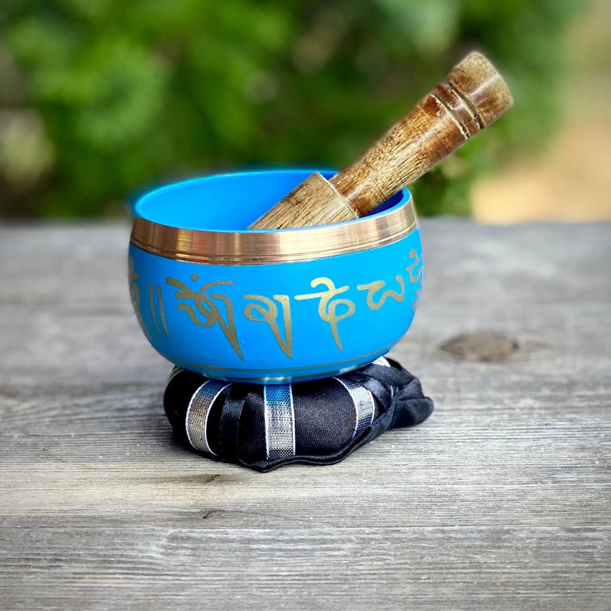 Tibetan Singing Bowl with Striker and Cushion - Magick Souls