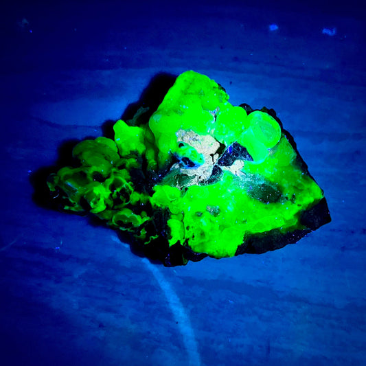 Hyalite Opal Geode - Magick Souls