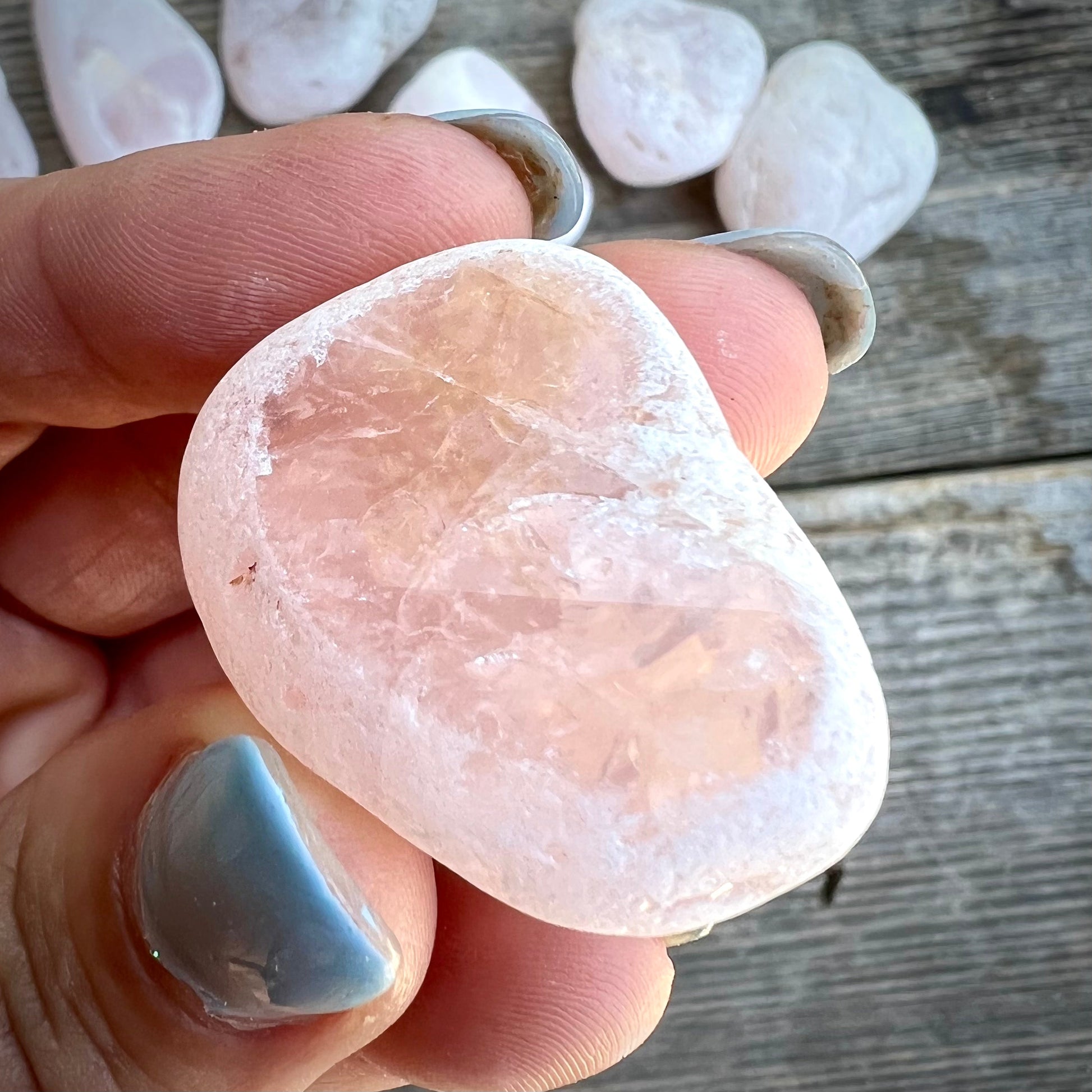 Rose Quartz Seer Stone Emma Egg - Magick Souls