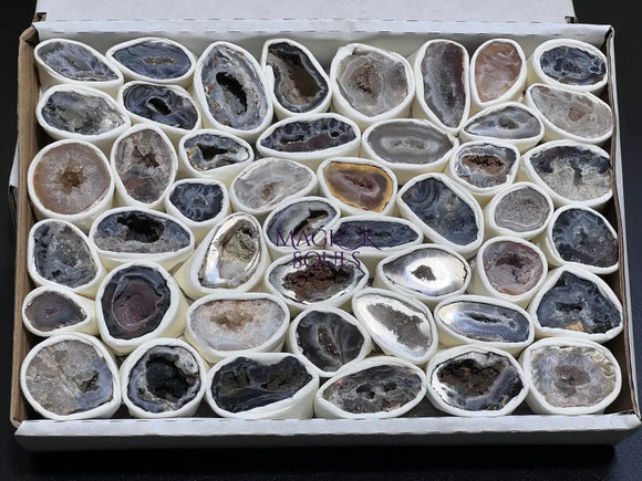 Oco Geode Cut Crystals (Avg 3.5 LBs) Box Flat Bulk Wholesale Lot Rough Raw Stones Natural Gemstones Home & Living >