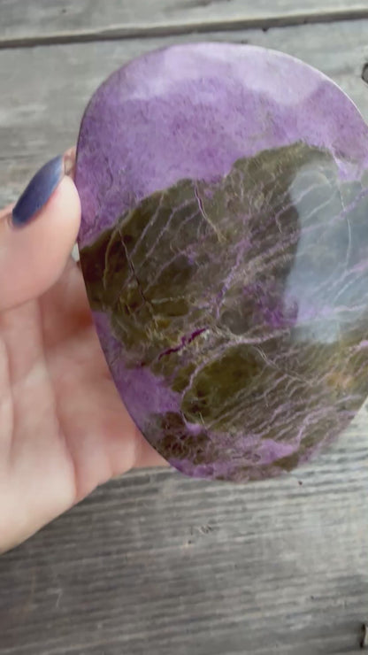 Stichtite with Serpentine Atlantisite Freeform No. 5 – Barberton, South Africa
