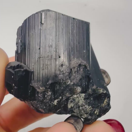 Black tourmaline crystal cluster from Brazil video - Magick Souls