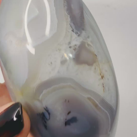 Banded agate freeform video showing gray and blue banding - Magick Souls