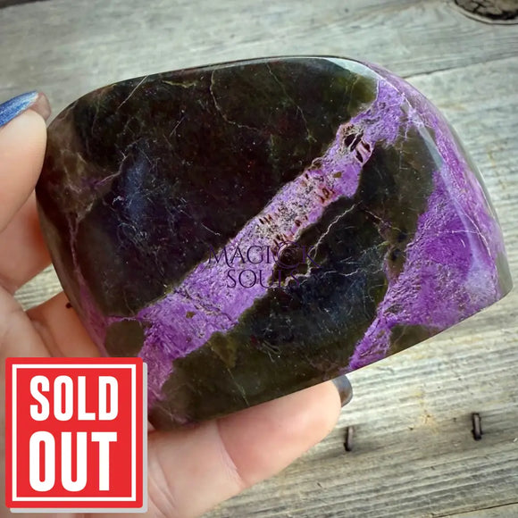 Stichtite with Serpentine Atlantisite Freeform – Barberton South Africa Home & Living > Home Decor > Rocks & Geodes