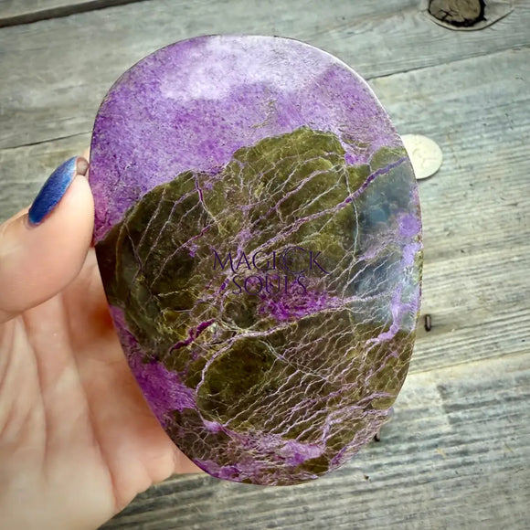 Stichtite with Serpentine Atlantisite Freeform – Barberton South Africa Home & Living > Home Decor > Rocks & Geodes