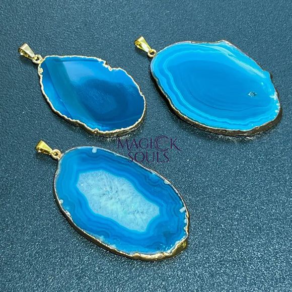 Teal Agate Slice Pendant (Gold Plated Edges) Craft Supplies & Tools > Beads Gems & Cabochons > Charms & Pendants >