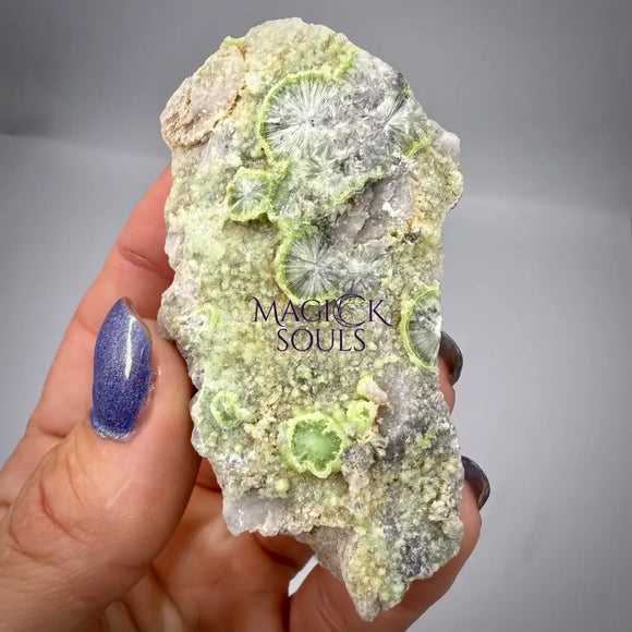 Wavellite – Mauldin Mountain Arkansas USA Rocks & Fossils